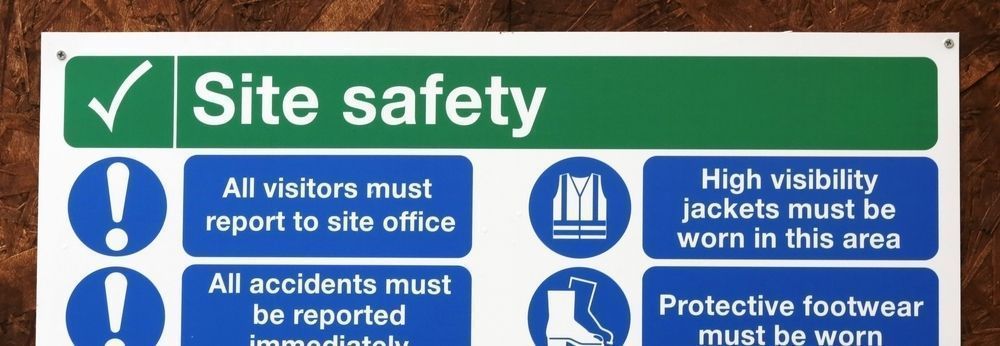 health & safety Sticker Sign first aid PLACE ALL RUBBISH IN BINS PROVIDED 